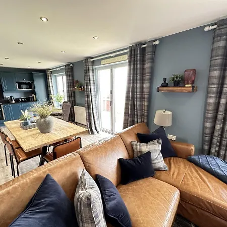 Baywatch - Seaview And Balcony - Part Of The The Bay Filey Village With Pool, Gym And Direct Access, Pub, Restaurant, Tennis And Meadows Walks Сasa de vacaciones *