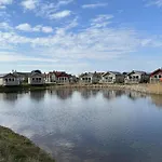 Baywatch - Seaview And Balcony - Part Of The The Bay Filey Village With Pool, Gym And Direct Access, Pub, Restaurant, Tennis And Meadows Walks *